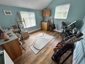 Photo 20- click for photo gallery